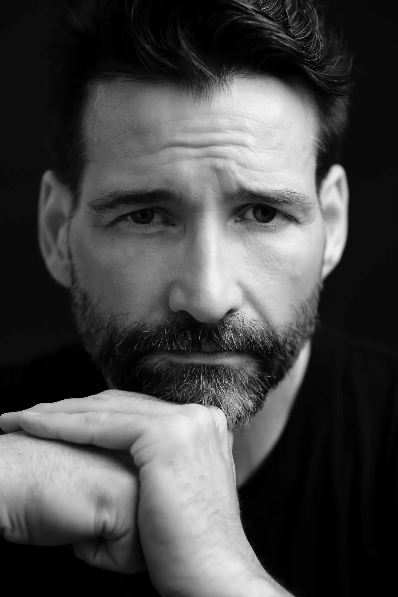 Actor headshot Calgary - Dave Greason