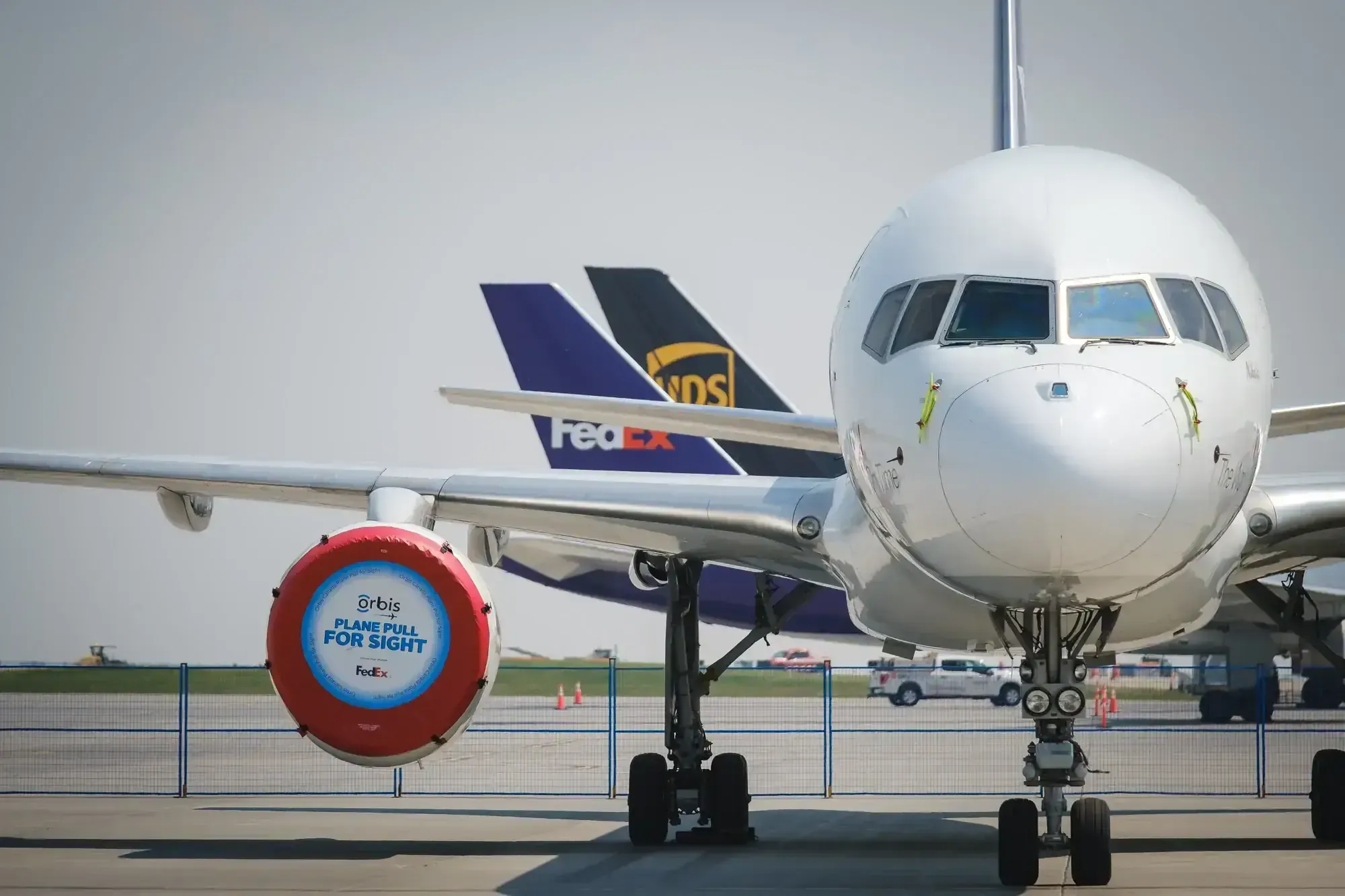 Calgary business event photography - Orbis Plane Pull for Sight corporate event