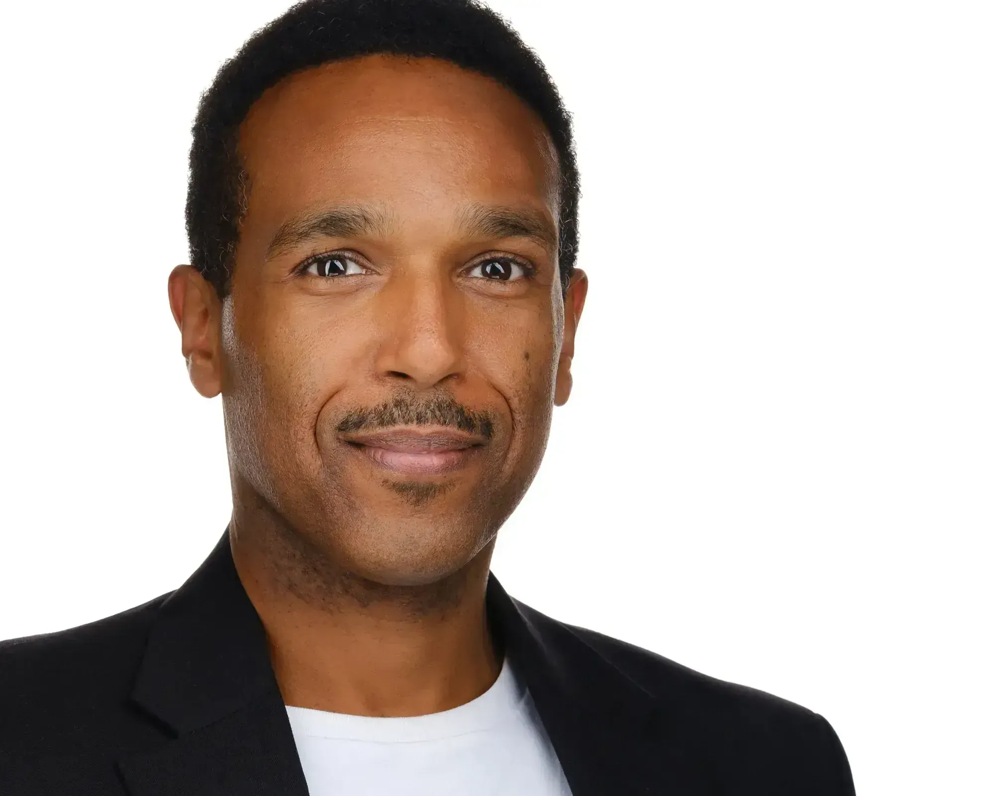 Professional Calgary headshot - Alem Sium business portrait