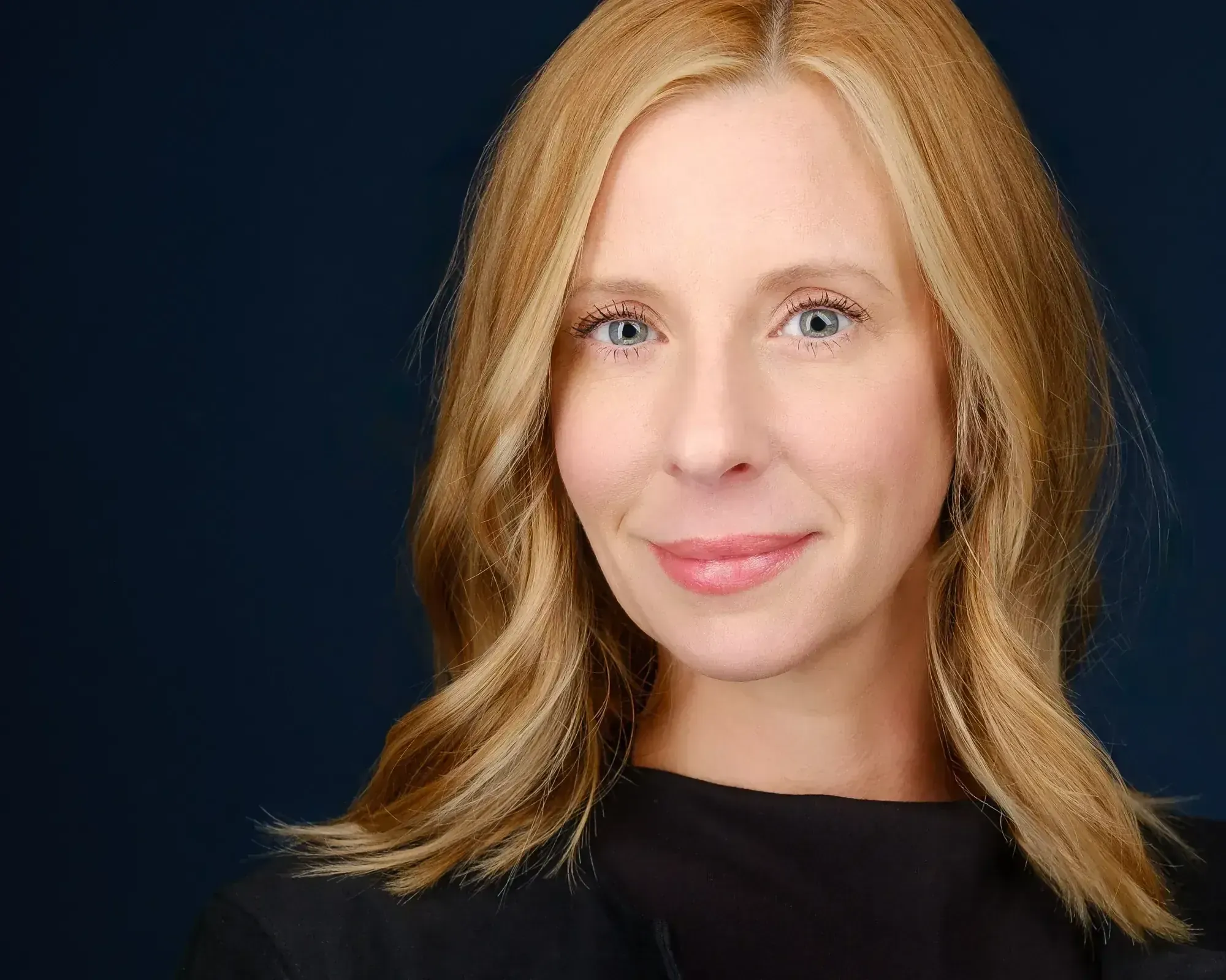 Calgary professional headshot - Stephanie Lehr business portrait